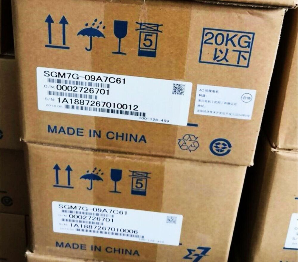 1PC New Yaskawa SGM7G-09A7C61 Servo Motor Expedited Shipping SGM7G09A7C61