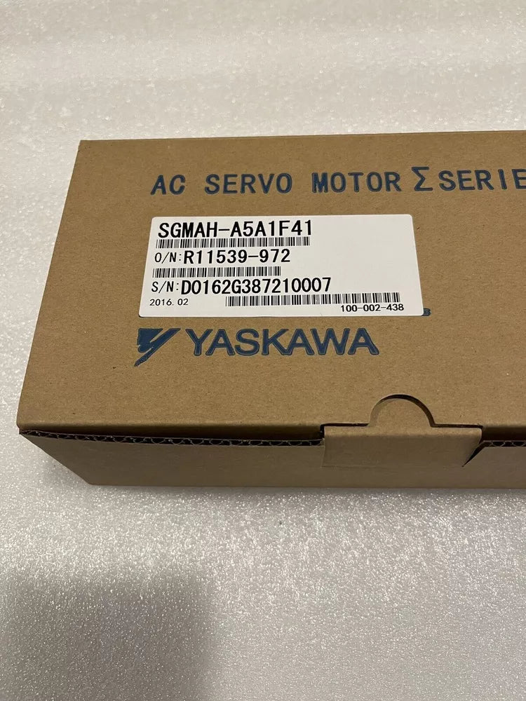 1PC New Yaskawa SGMAH-A5A1F41 Servo Motor Expedited Shipping