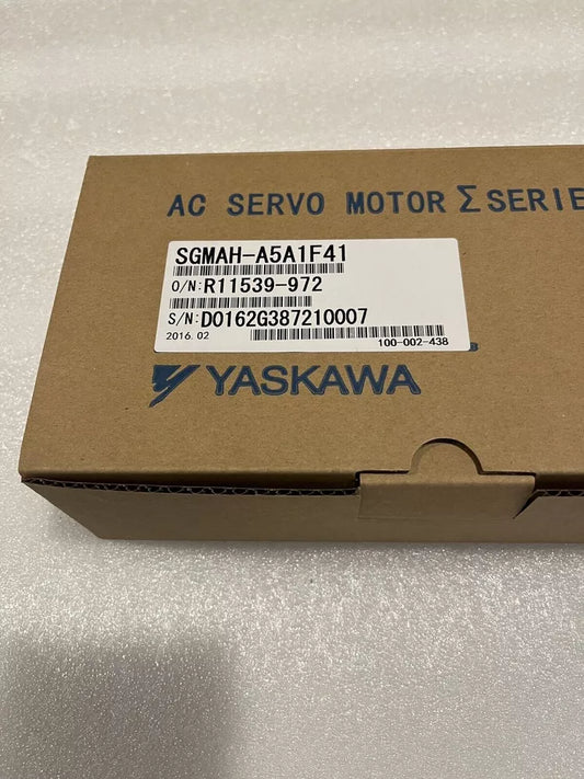 1PC New Yaskawa SGMAH-A5A1F41 Servo Motor Expedited Shipping