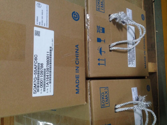 1PC New Yaskawa SGM7G-55AFC6C Servo Motor Expedited Shipping SGM7G55AFC6C
