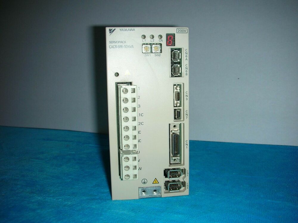 1PC New Yaskawa CACR-5R5-S04 Servo Driver Expedited Shipping CACR5R5S04