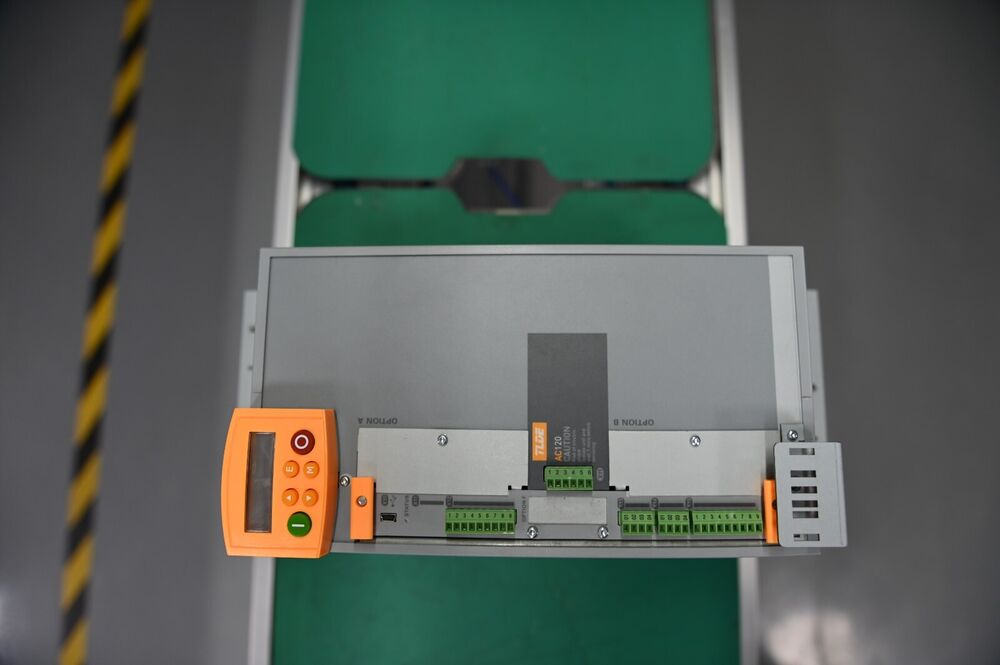 new Parker 890SD-532450D0-B00-1A000 Modular Replacement for Parker DHL / UPS / FedEx