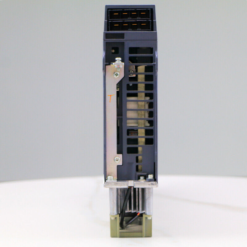Mitsubishi MDS-D-V2-4040 SERVO DRIVE UNIT USED GOOD CONDITION MDSDV24040 UPS / DHL / Fedex