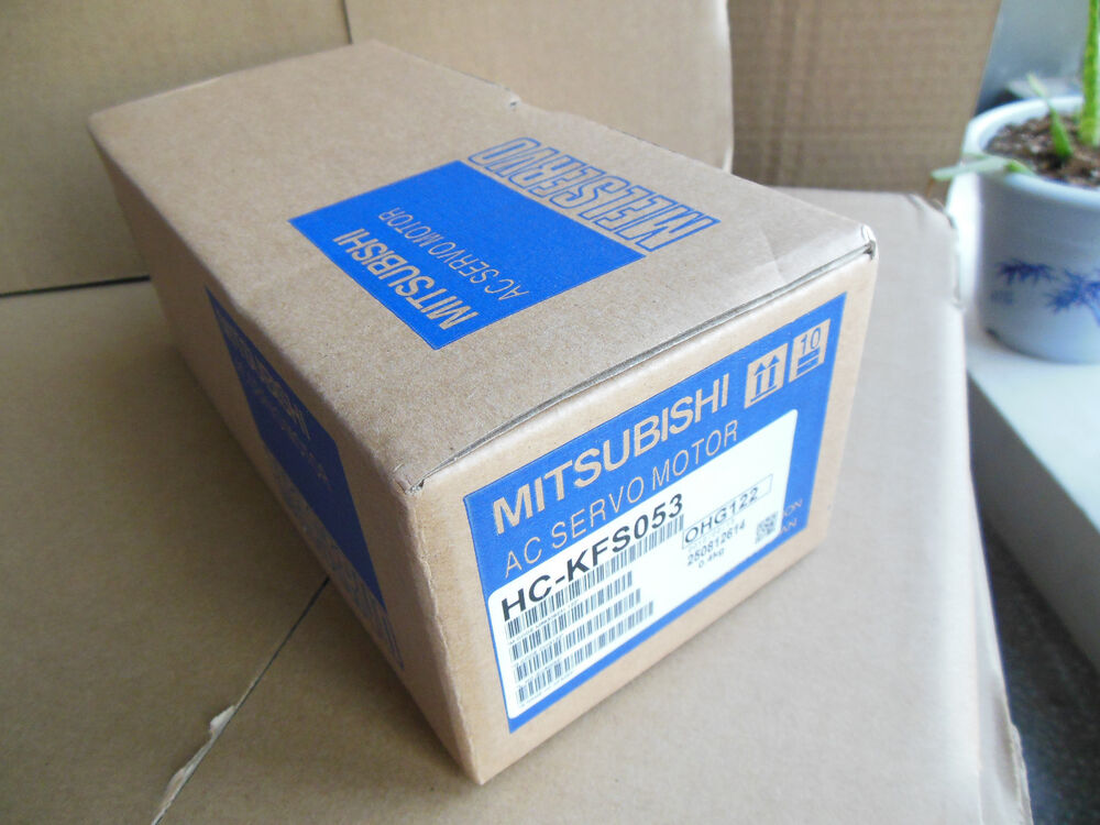 MITSUBISHI HC-KFS053 Servo Motor Expedited Shipping HCKFS053 New In Box DHL / UPS / FedEx