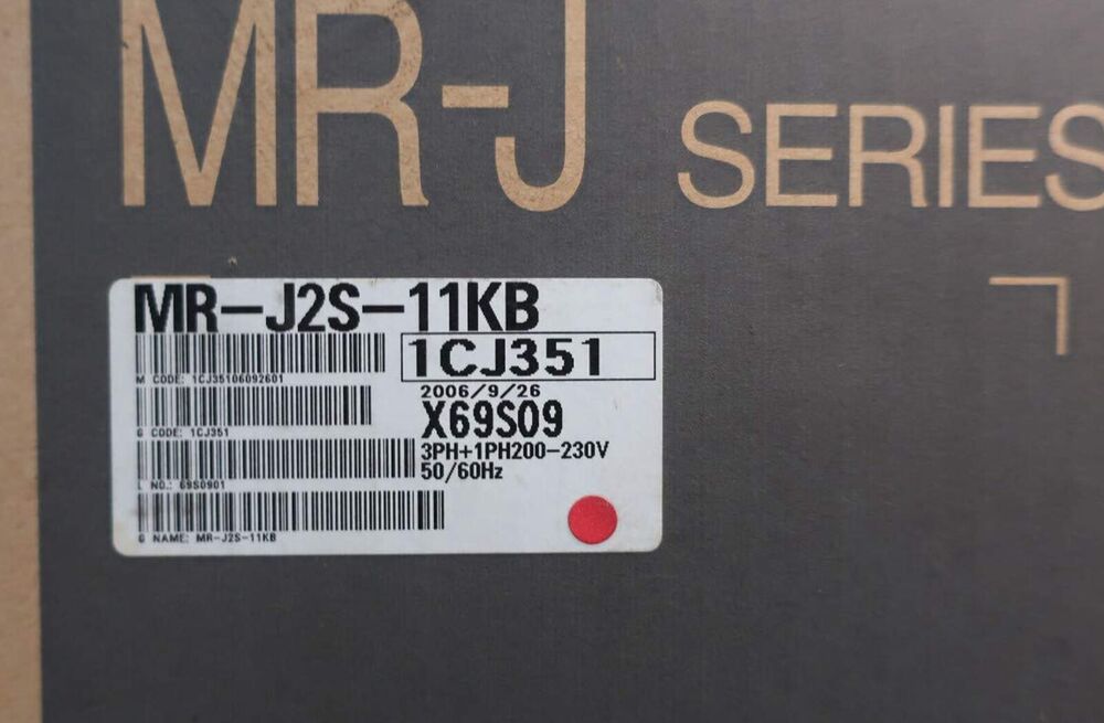 NEW MITSUBISHI MR-J2S-11KB AC Servo Drive  UPS / DHL / Fedex