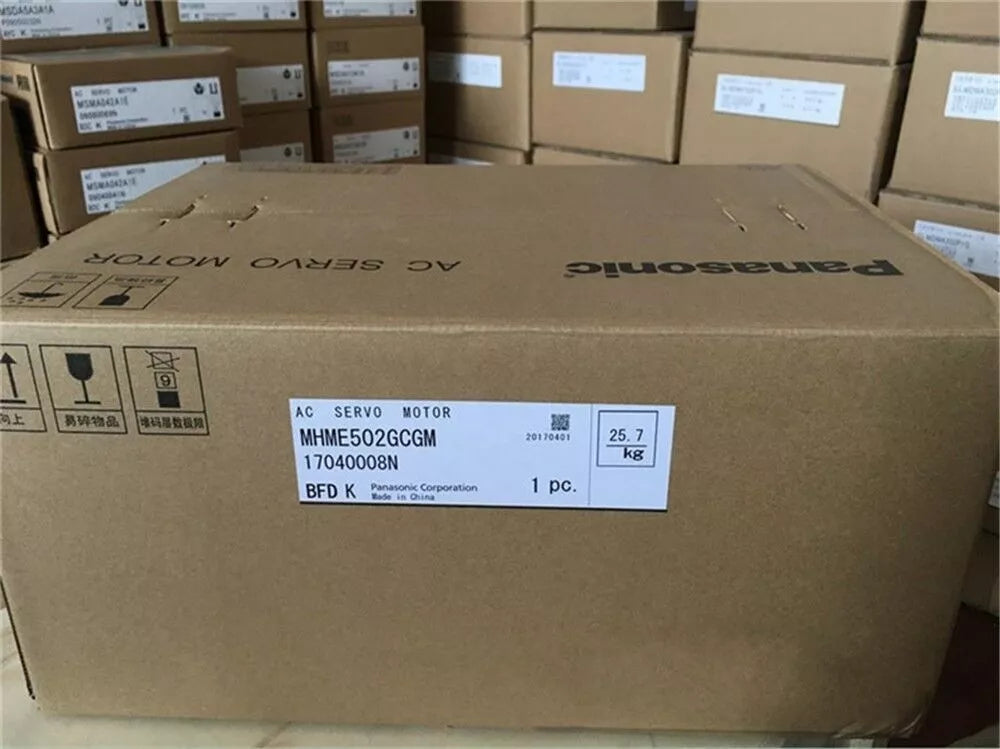 1PC New In Box Panasonic MHME502GCGM Servo Motor Expedited Shipping
