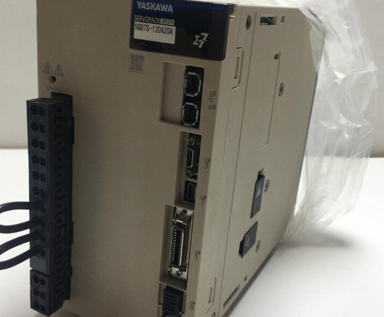 1PC New Yaskawa SGD7S-120A20A Servo Driver Expedited Shipping SGD7S120A20A