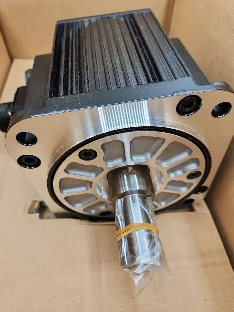 1PC New Yaskawa SGMAV-A5ADA61 Servo Motor Expedited Shipping SGMAVA5ADA61