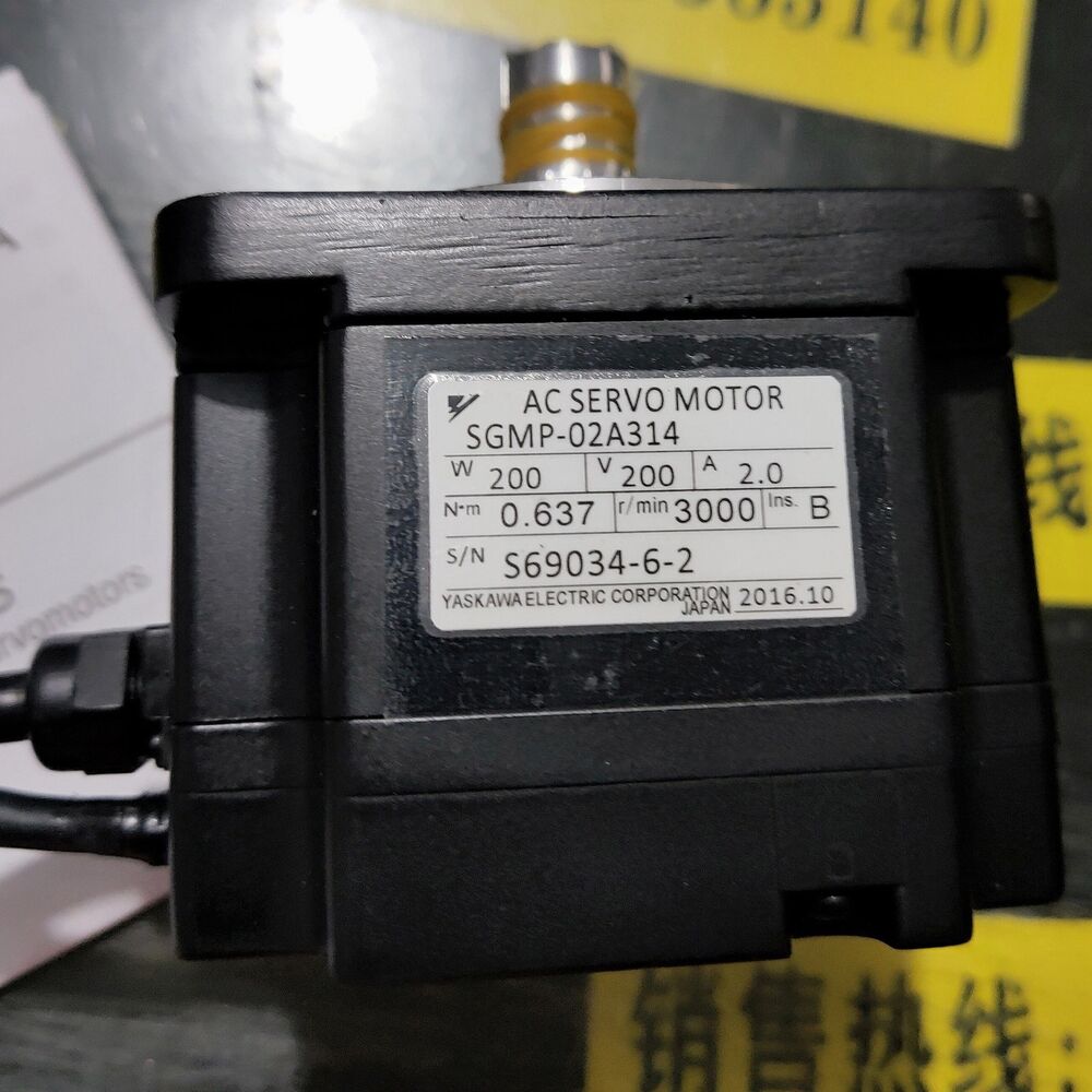 1PC New Yaskawa SGMP-02A314 Servo Motor Expedited Shipping SGMP02A314