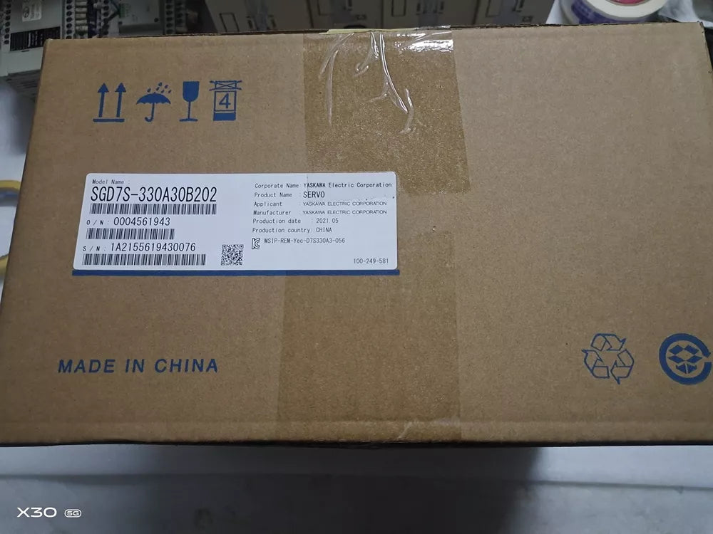 1PC New Yaskawa SGD7S-330A30B202 Servo Driver Expedited Shipping