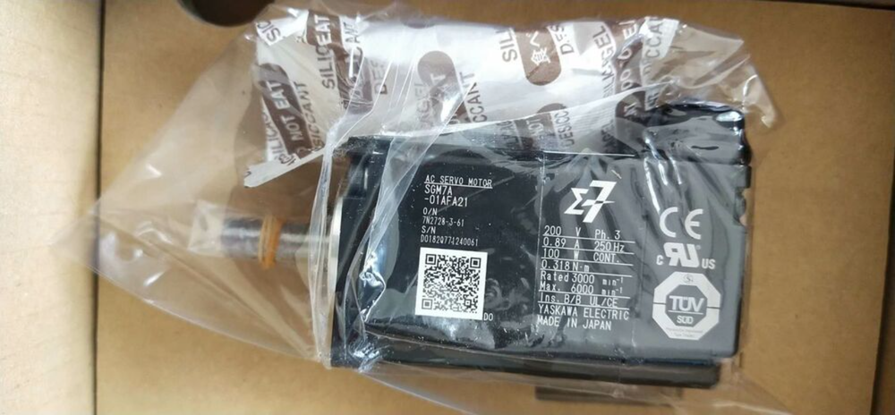 1PC New Yaskawa SGM7A-01AFA21 Servo Motor Expedited Shipping SGM7A01AFA21