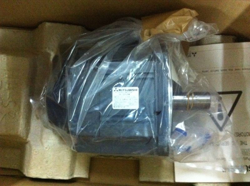 MITSUBISHI HC-SF152BK SERVO MOTOR HCSF152BK New In Box Free Expedited Shipping DHL / UPS / FedEx