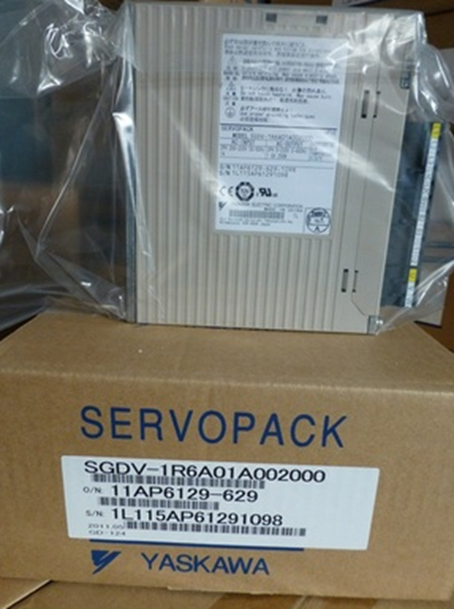 1PC YASKAWA SGDV-1R6A01A002000 Ac Servo Driver SGDV1R6A01A002000 New In Box DHL / UPS / FedEx