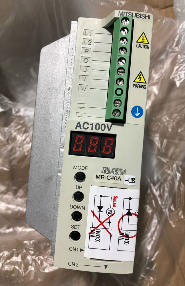 1PC Mitsubishi PLC MR-C40A-UE New In Box MR-C40A-UE Expedited Shipping DHL / UPS / FedEx