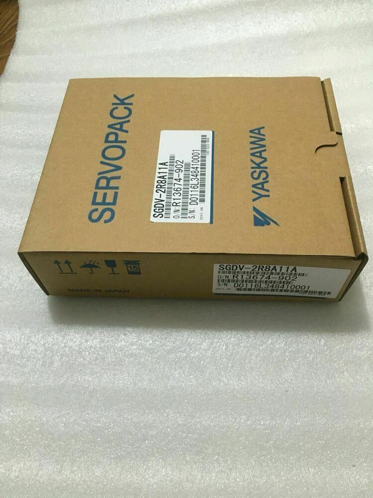 1PC New In Box Yaskawa SGDV-2R8A11A Servo Drives Expedited Shipping