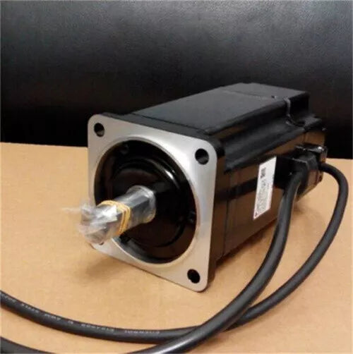 1PC New Yaskawa SGMAH-04A1A4C Servo Motor Expedited Shipping SGMAH04A1A4C