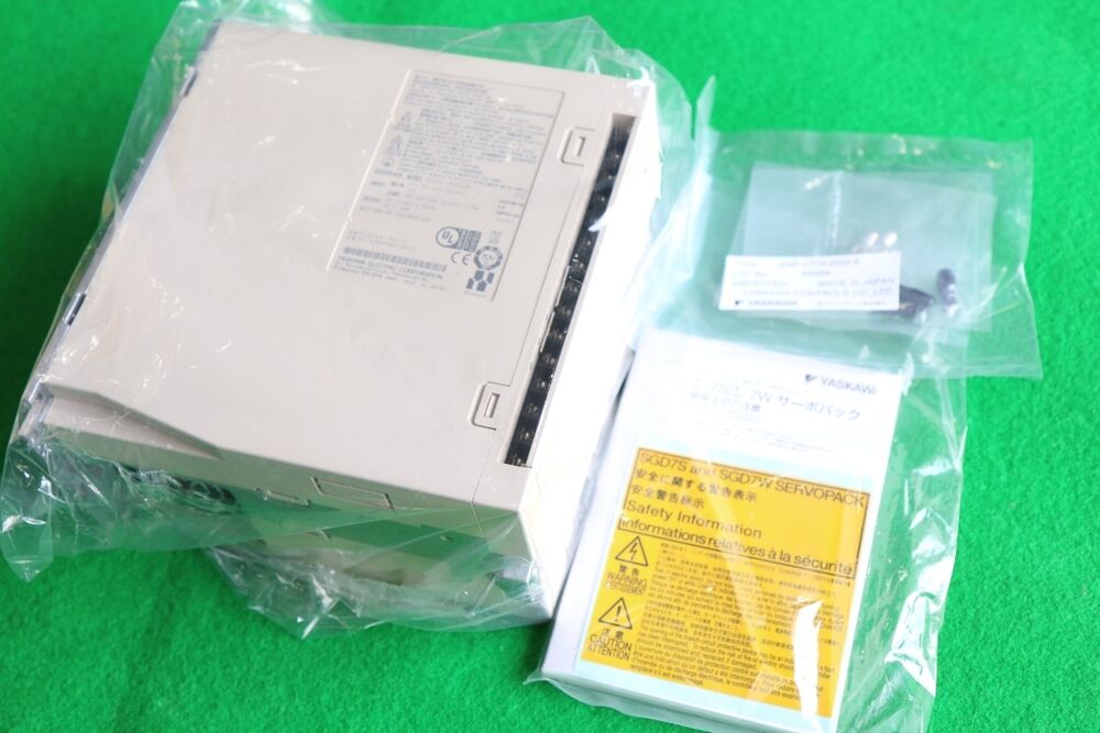 1PC New In Box Yaskawa SGD7S-180A20A Servo Drives Expedited Shipping