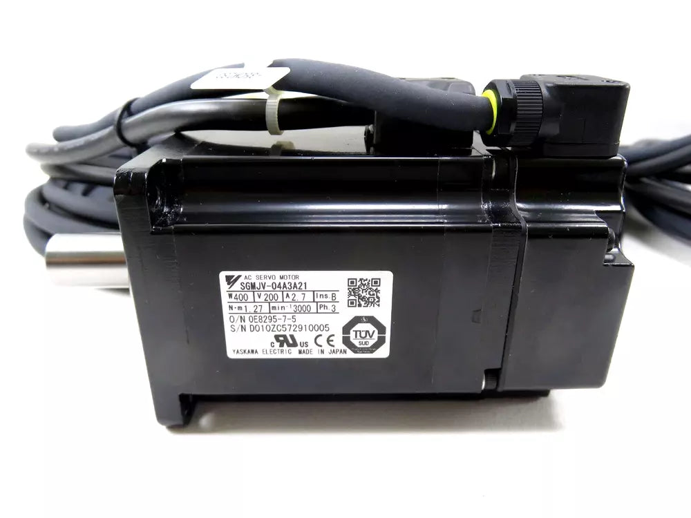 1PC New Yaskawa SGMJV-04A3A21 Servo Motor Expedited Shipping SGMJV04A3A21
