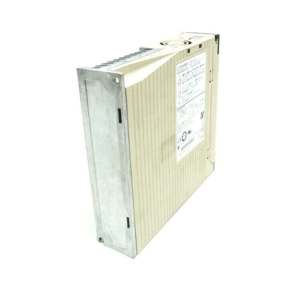 1PC New In Box Yaskawa SGDV-2R8A21B Servo Drives Expedited Shipping