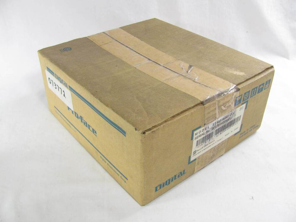 1PC New Pro-face ST402-AG41-24V Touch Panel ST402AG4124V Expedited Shipping DHL / UPS / FedEx