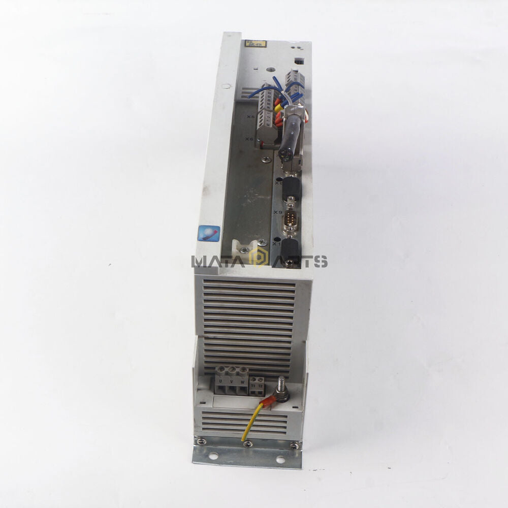 ONE USED Lenze EVS9321-CSV003 Servo Drive