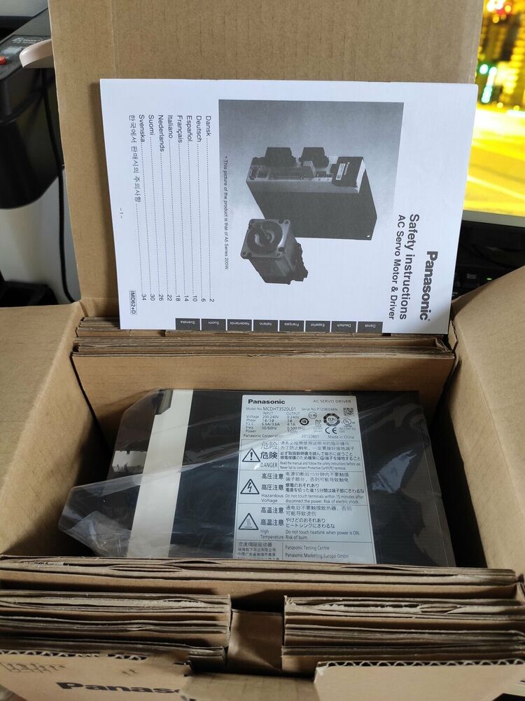 1PC New In Box Panasonic MCDHT3520NA1 Servo Drive Expedited Shipping