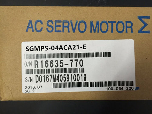 1PC New Yaskawa SGMPS-04ACA21-E Servo Motor Expedited Shipping SGMPS04ACA21E