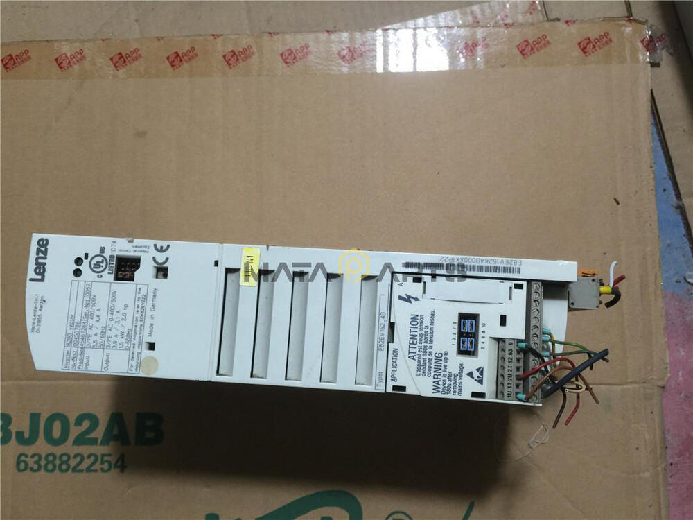 1PC Used Lenze 8200 Vector converter E82EV152-4B