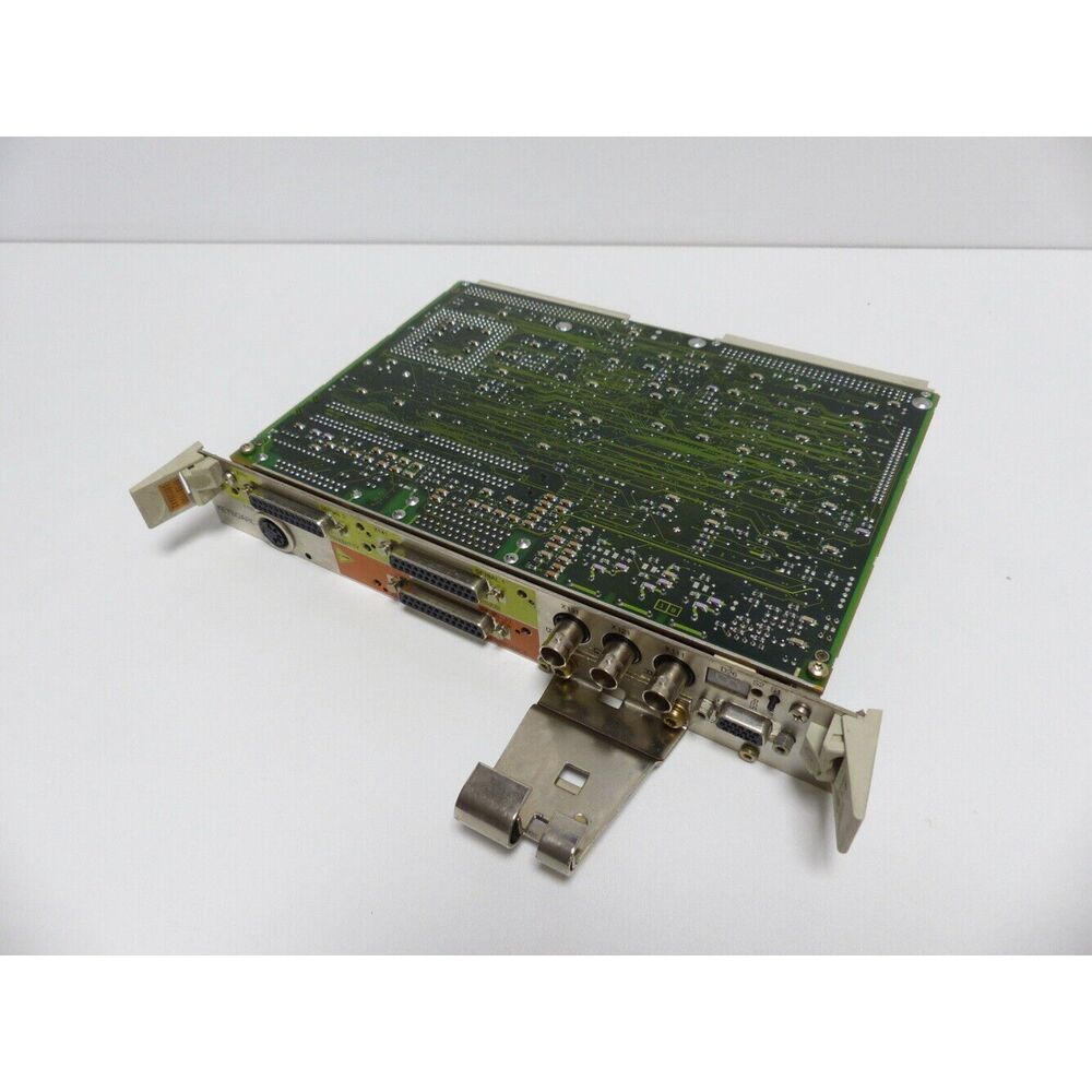 Siemens 6FC5110-0DB02-0AA2 SN: T-K53000014 Version: N-