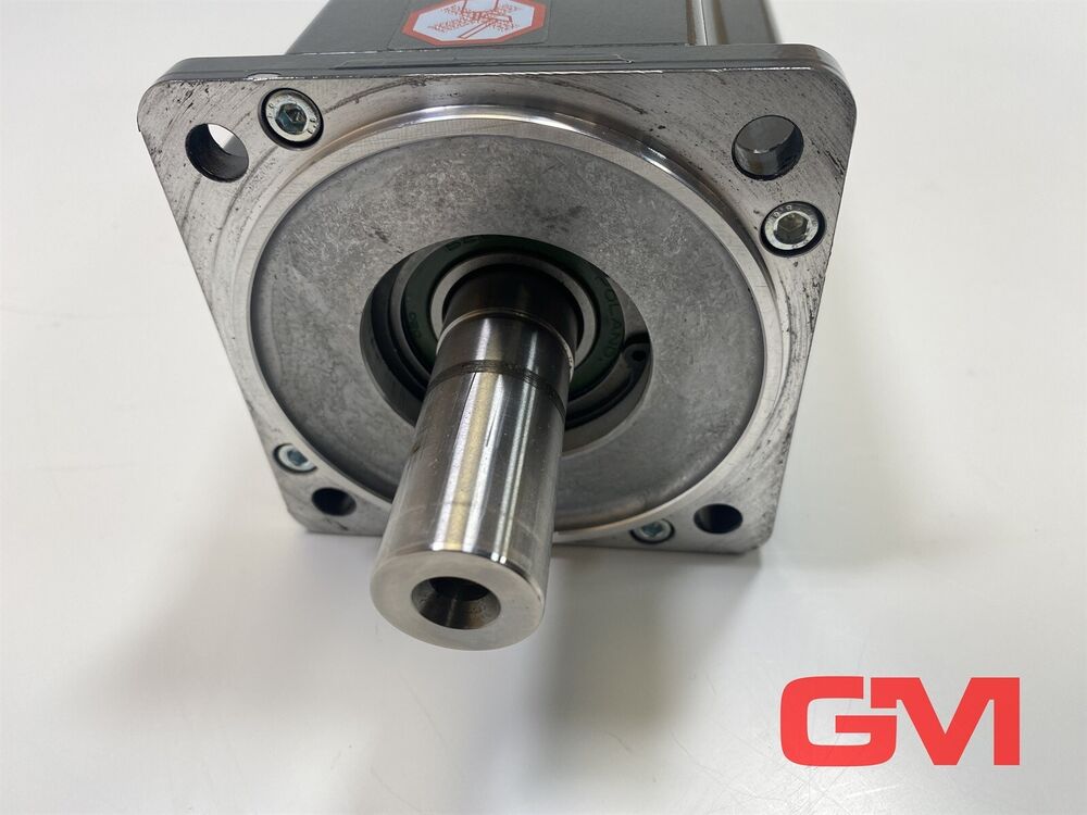 Beckhoff Servo Motor AM8552-0F21-0000 Servo Drive 1,57kW 8,2Nm 200rpm 400Vrms