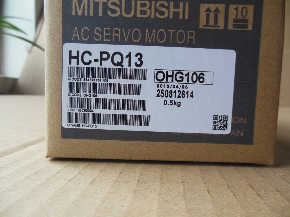 1PC Mitsubishi HC-PQ13 AC Servo Motor HCPQ13 New In Box Expedited Shipping DHL / UPS / FedEx