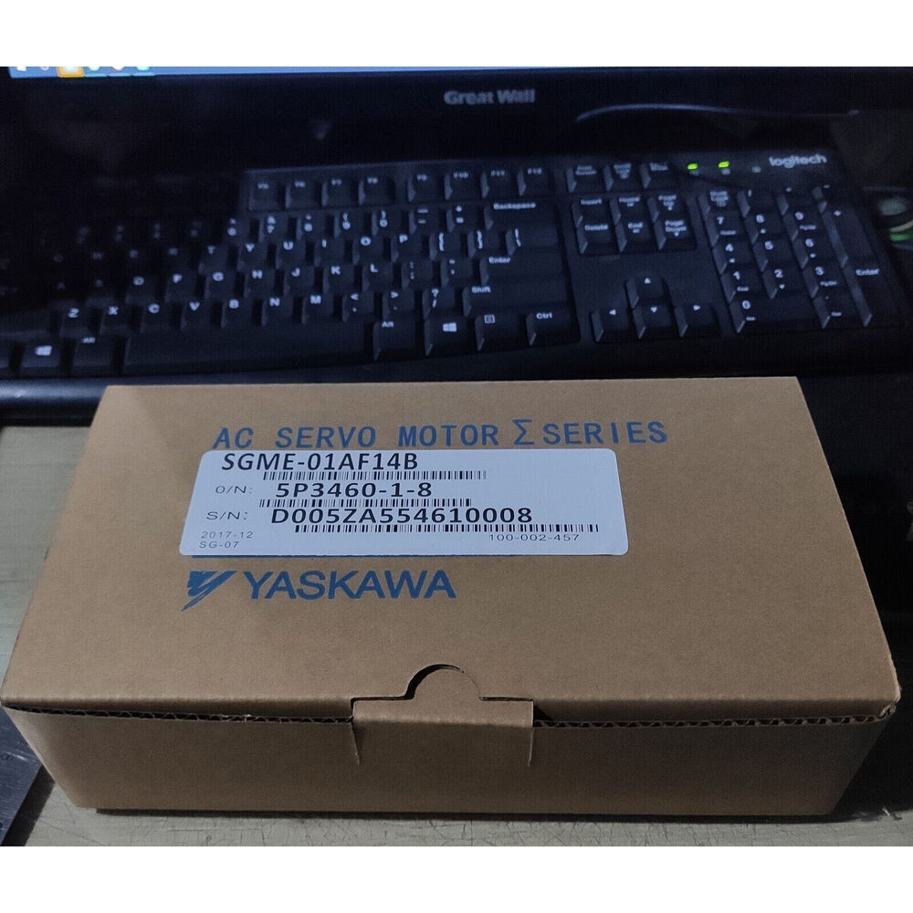 1PC New Yaskawa SGME-01AF14B Servo Motor Expedited Shipping SGME01AF14B