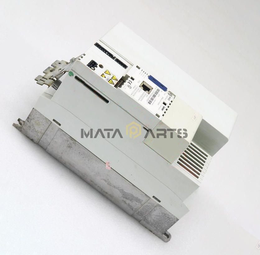 1PC Lenze Inverter E84AVSCE5524SX0 Used