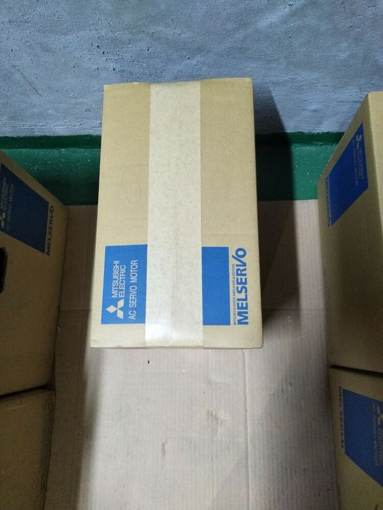 New Original Mitsubishi Ac Servo Motor HC-SFS352K HCSFS352K Free Expedited Ship DHL / UPS / FedEx