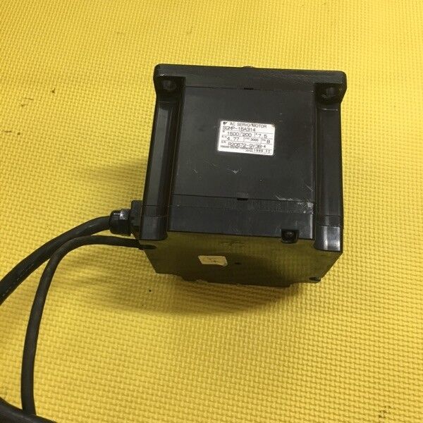1PC New Yaskawa SGMP-15A314 Servo Motor Expedited Shipping SGMP15A314