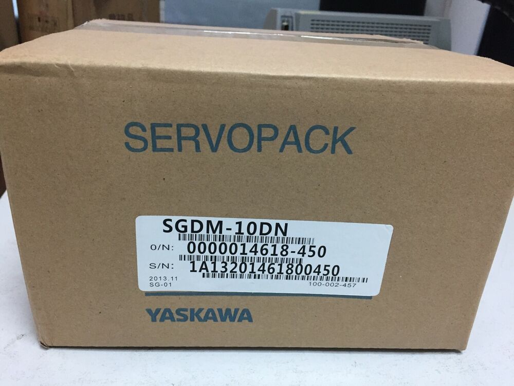 1PC New Yaskawa SGDM-10DN Servo Driver Expedited Shipping