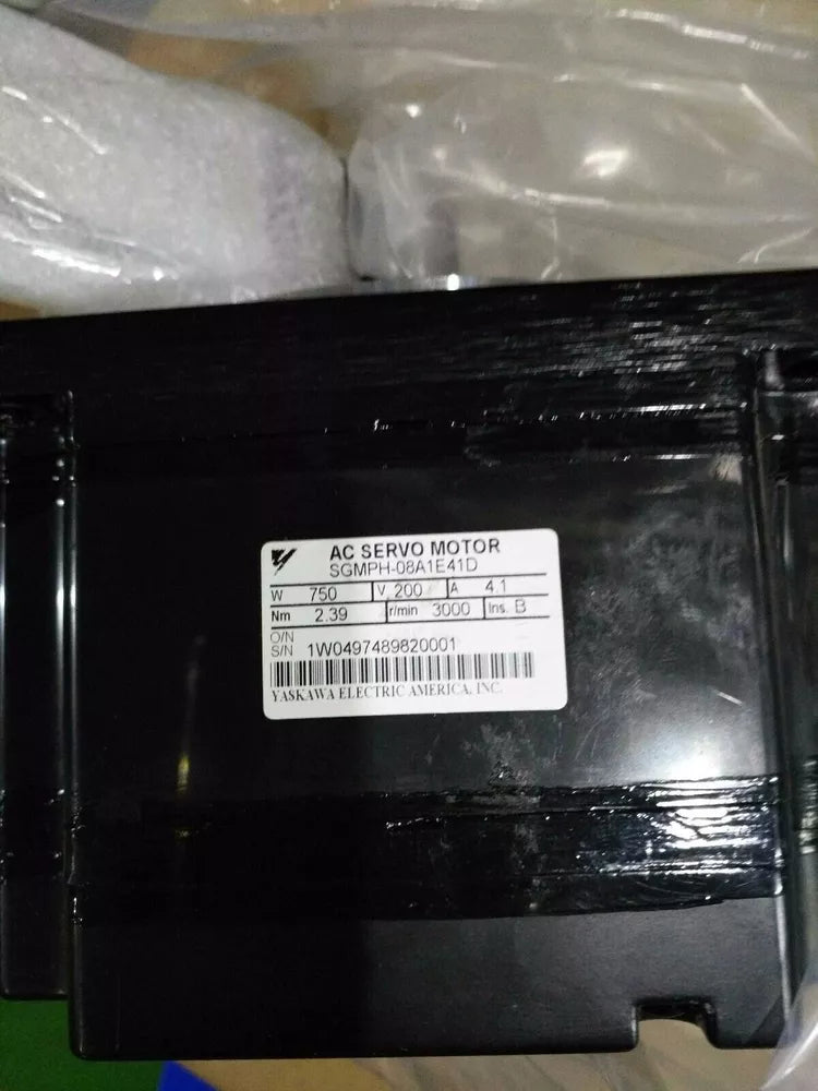 1PC New Yaskawa SGMPH-08A1E41D Servo Motor Expedited Shipping