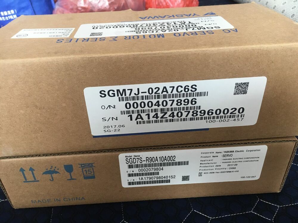 1PC New Yaskawa SGM7J-02A7C6S Servo Motor Expedited Shipping SGM7J02A7C6S