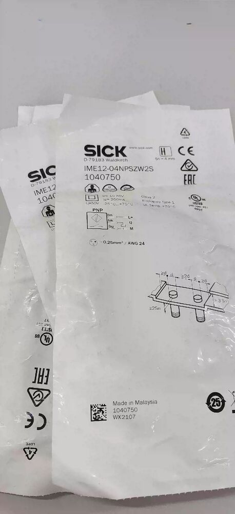 1PC New Sick IME12-04NPSZW2S Proximity Switch IME1204NPSZW2S DHL / UPS / FedEx