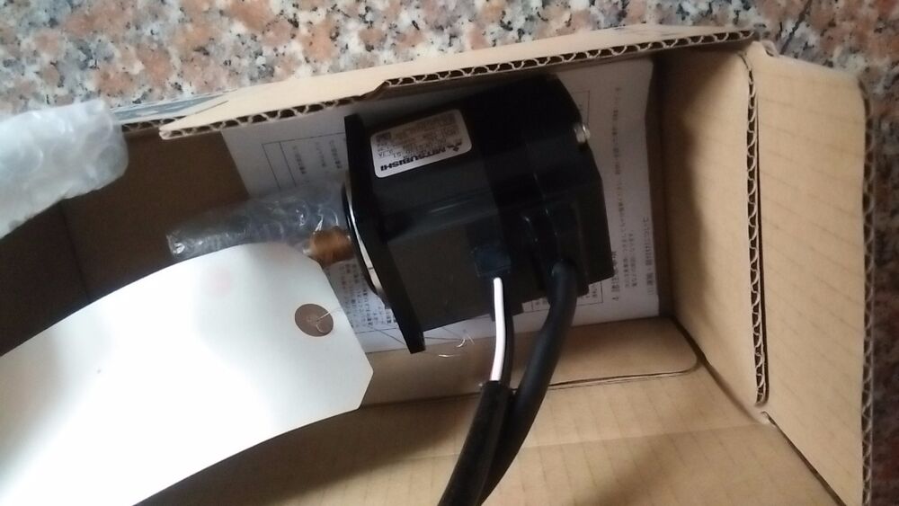 1PC MITSUBISHI AC SERVO MOTOR HC-UFS13D-S1 NEW ORIGINAL FREE EXPEDITED SHIPPING DHL / UPS / FedEX
