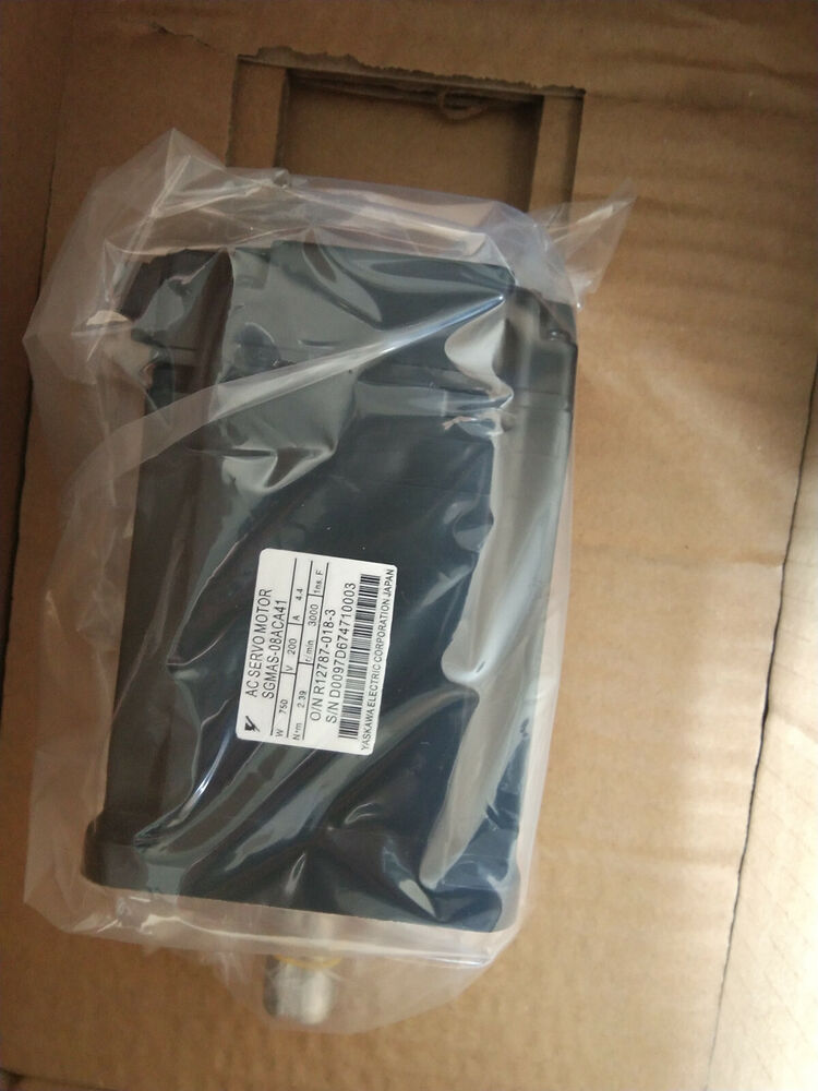1PC New Yaskawa SGMAS-08ACA41 Servo Motor Expedited Shipping SGMAS08ACA41