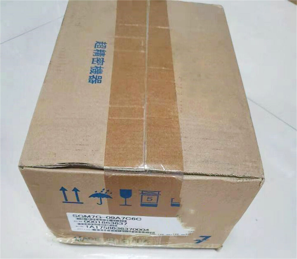 1PC New Yaskawa SGM7G-09A7C6C Servo Motor Expedited Shipping SGM7G09A7C6C