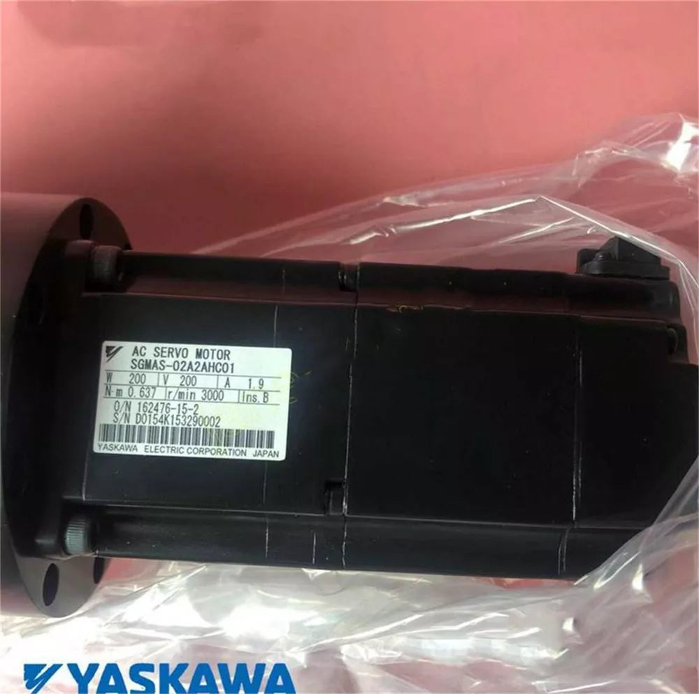 1PC New Yaskawa SGMAS-02A2AHC01 Servo Motor Expedited Shipping