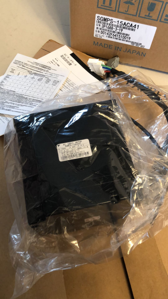 1PC New Yaskawa SGMPS-15ACA41 Servo Motor Expedited Shipping SGMPS15ACA41