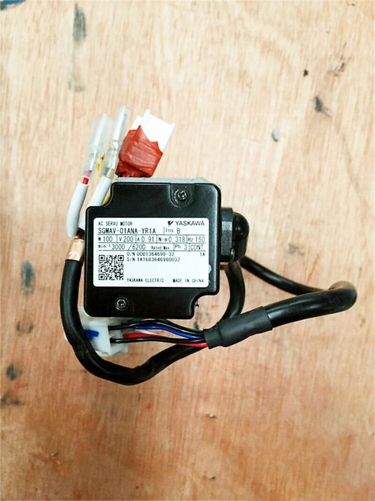 1PC New Yaskawa SGMAV-01ANA-YR1A Servo Motor Expedited Shipping