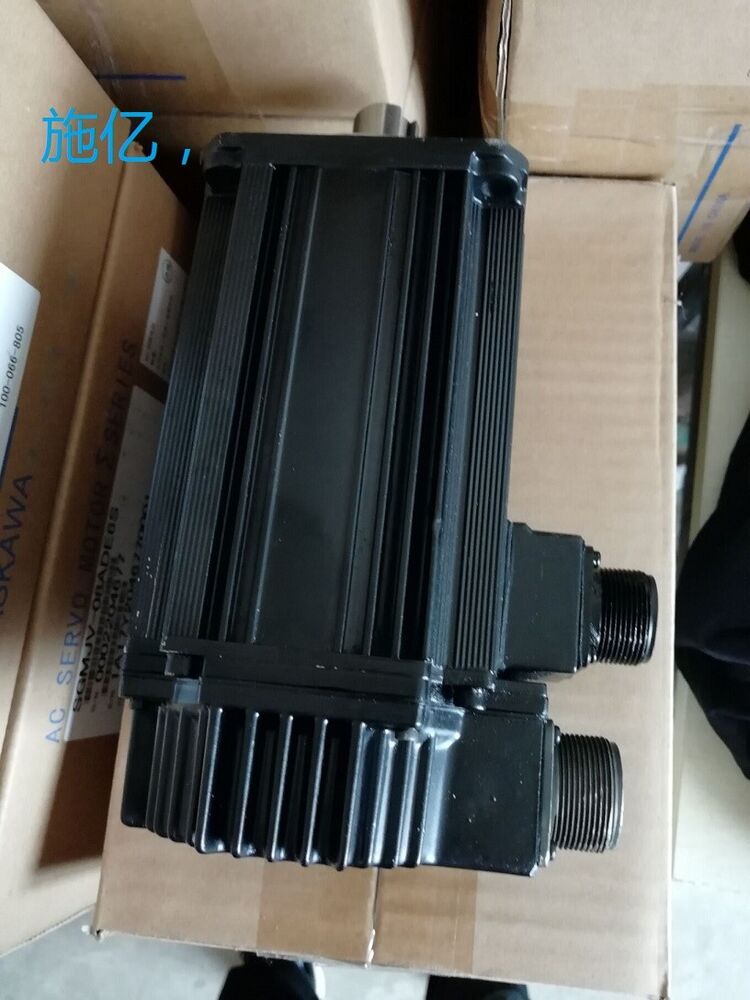 1PC New Yaskawa SGMSH-20DCA6F-OY Servo Motor Expedited Shipping