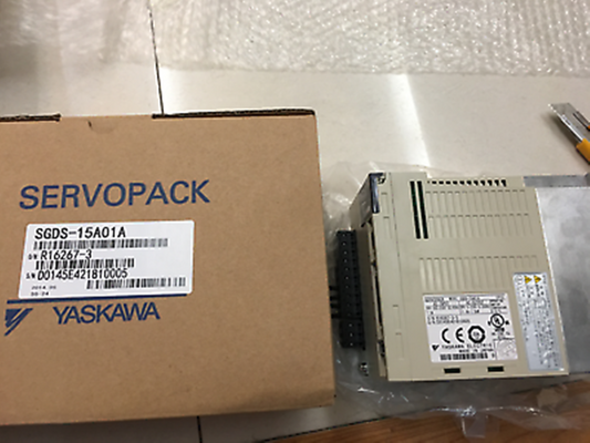 1PC New Yaskawa SGDS-15A01A Servo Driver Expedited Shipping