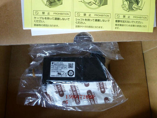 1PC New Yaskawa SGMJV-01AAA41 Servo Motor Expedited Shipping
