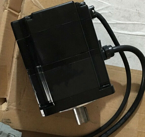 1PC New Yaskawa SGMPH-15A1A6D Servo Motor Expedited Shipping SGMPH15A1A6D