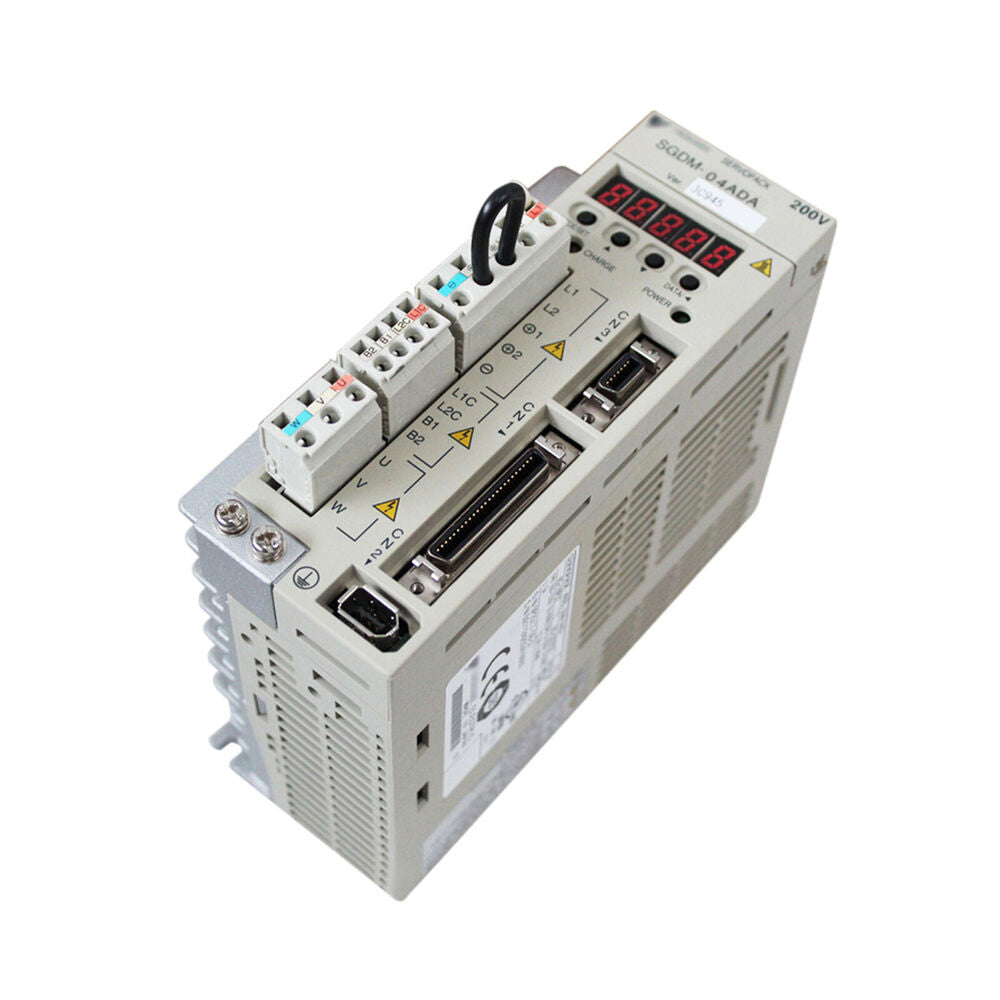 1PC New Yaskawa SGDM-04ADA Servo Drive Fast Ship SGDM04ADA